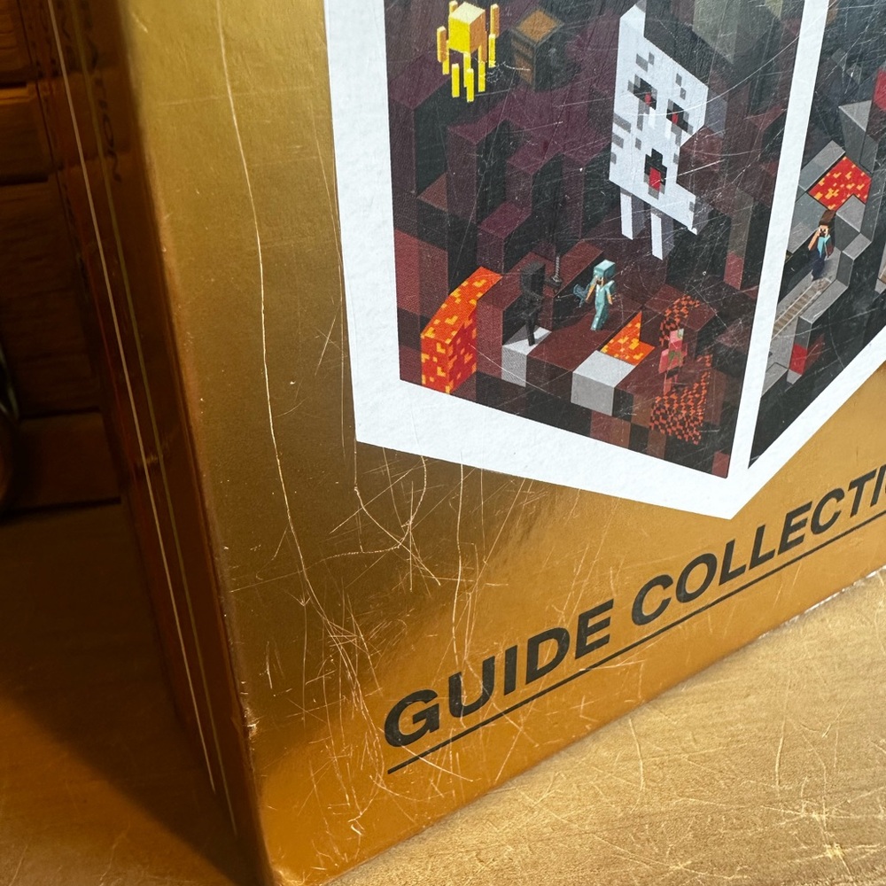 Minecraft Guide Collection Box Set - Picture 4 of 4